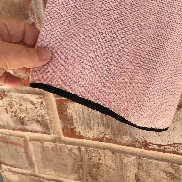 Vince Camuto Pink Crew Neck Sweater - Picture 2 of 7